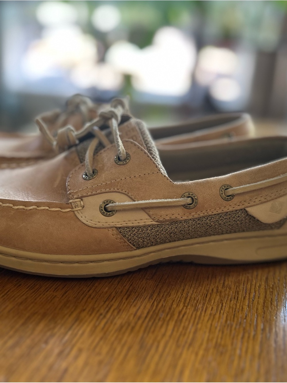 Casual women’s Boat Shoes in Light Tan - Picture 3 of 7